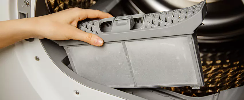 Signs Of A Clogged Dryer Lint Trap in Mountlake Terrace, Washington